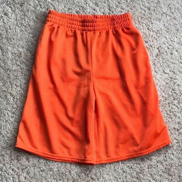 🧡 Orange Kids Shorts Size Medium (8) 🧡 - Picture 1 of 5